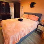 Ferienwohnung Cologne * Cologne