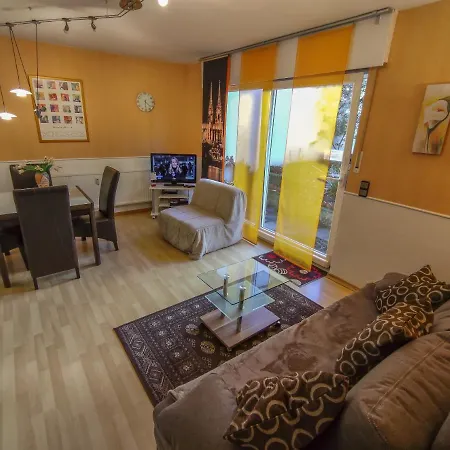 Ferienwohnung Cologne شقة *